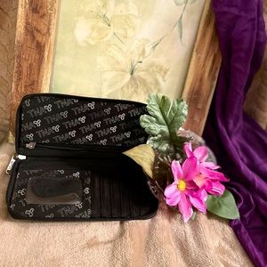 ‼️3/$33‼️ ✨👛ORIGINAL TNA WALLET👛✨